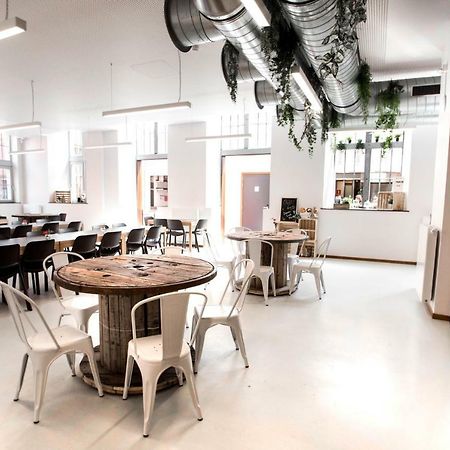 Hi Liege Hostel Bagian luar foto